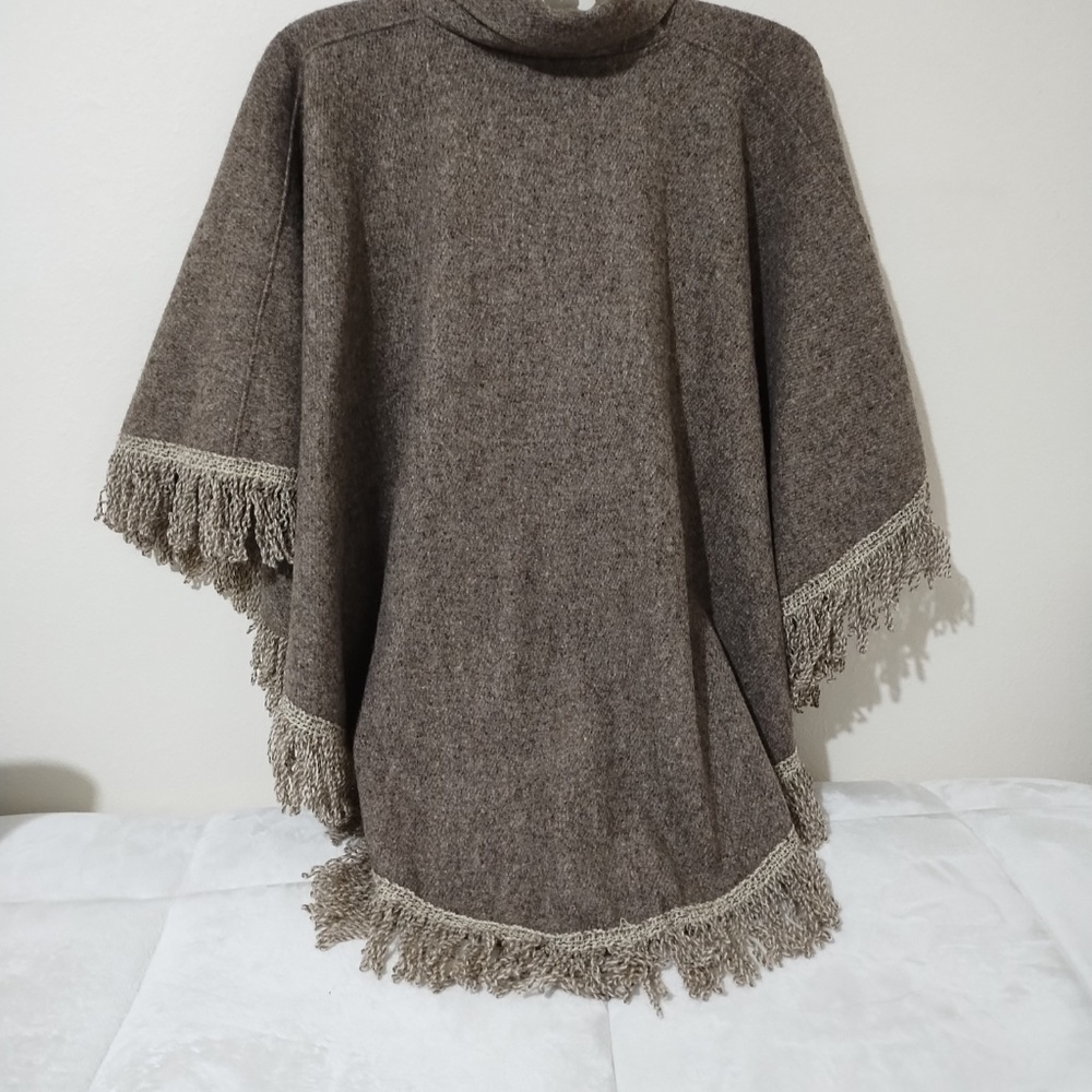 Wool Fringe Shawl  One Size - Picture 3 of 12